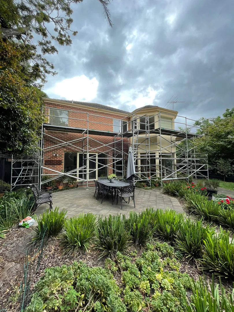 Two-storey rear, full perimeter scaff. Painter onsite Monday. — Mt Eliza